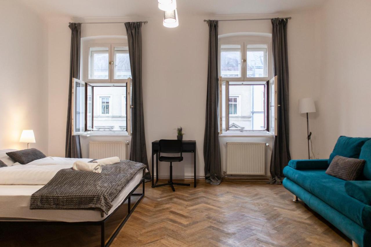 Spacious 2Br Apt.-Near Wiener Stadthalle Exterior photo